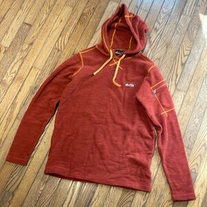 Sherpa Adventure Hear hooded fleece